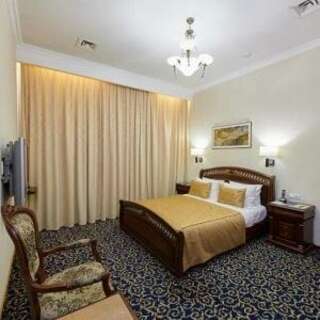 Гостиница Метелица Красноярск Делюкс без окна /Аэроклуб-3